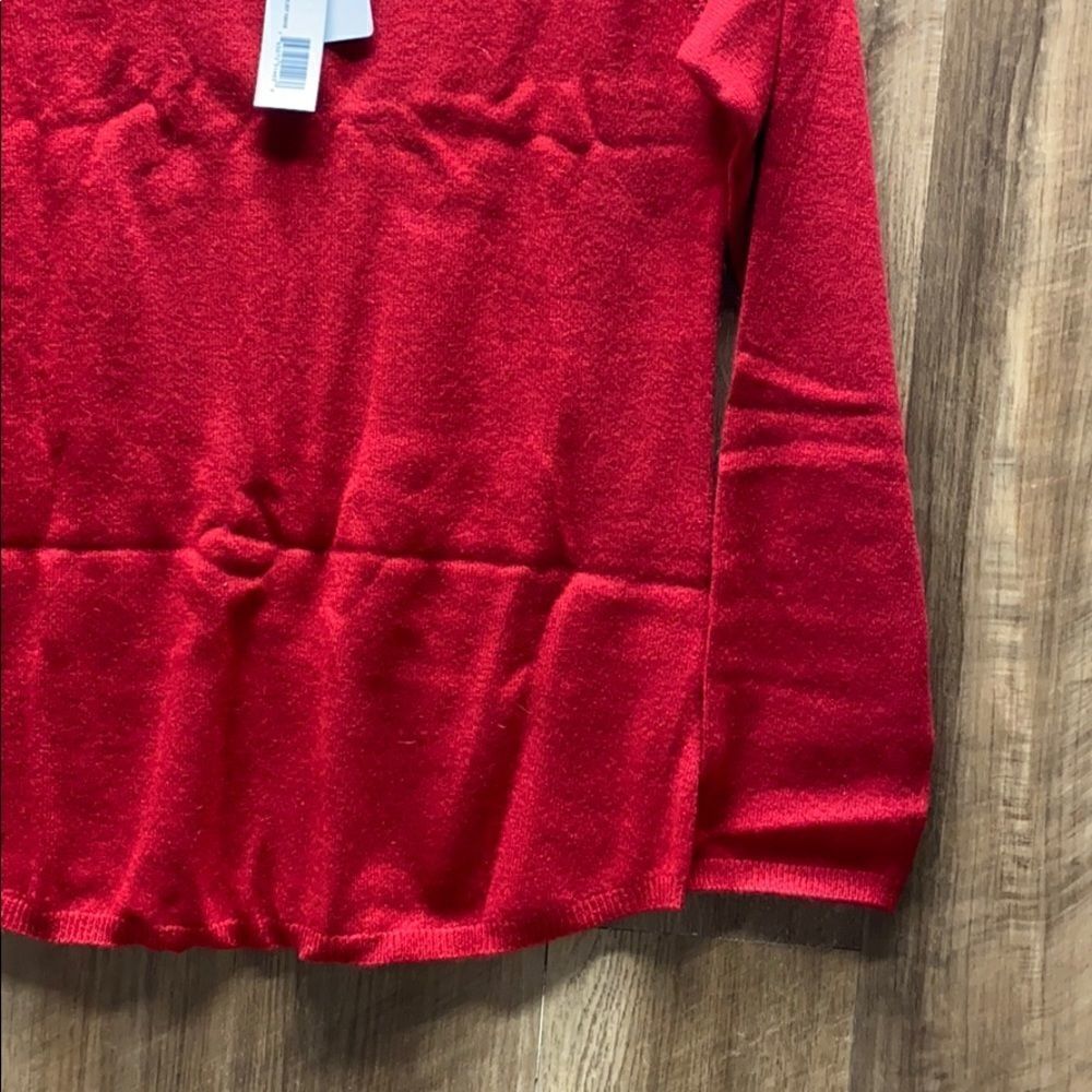 InCashmere Sweater  - Picture 3 of 4